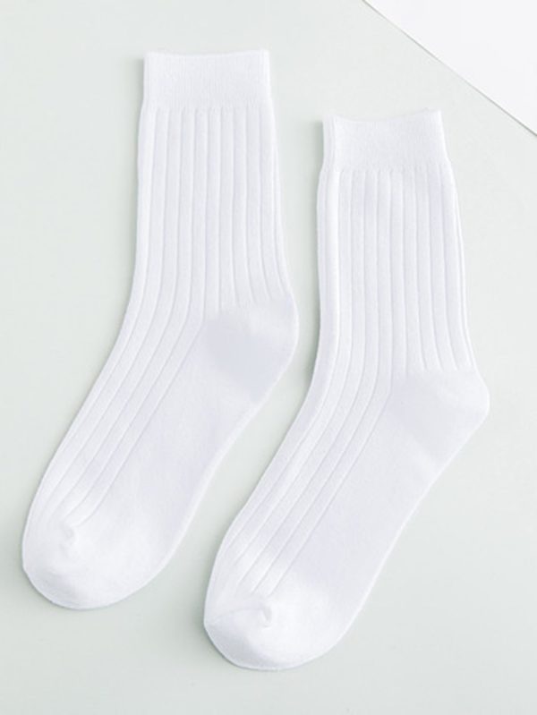 15f0ba53e10decf4f9266e2d17a5028f5cfe90052db09bec798a909c009e2b04.jpg Plain Crew Socks