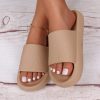 31996aeb36d2929c1636ad6b8a1b40ae848edd8559eab43bbd051c932a290f2c.jpg Women Slides Minimalist Single Band Slides