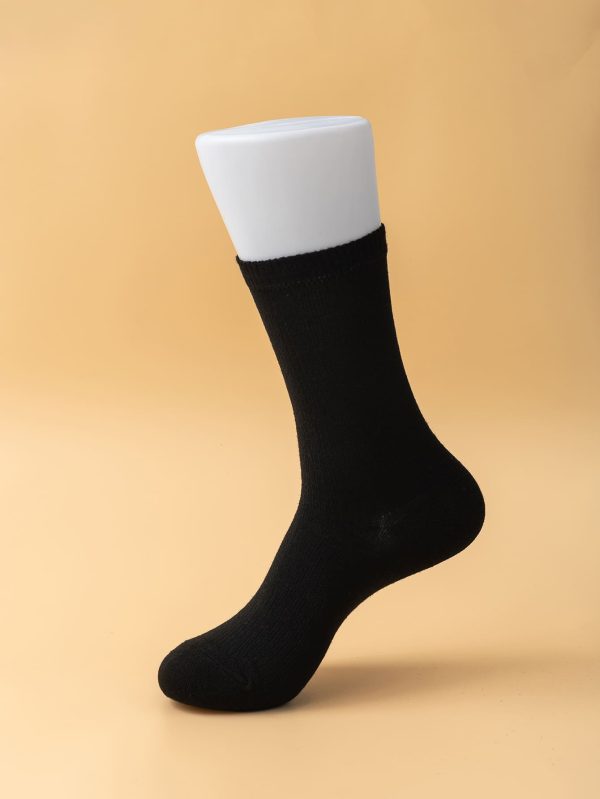 439404687f32aee3005f337962079f6ebd10f66332a00a9e103868992db64008.jpg Solid Crew Socks