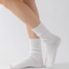 6fa29b96db53de6ff5bc47c6ec92989c5b87ed1955dc31f10ab496c24355d46d.jpg Solid Crew Socks