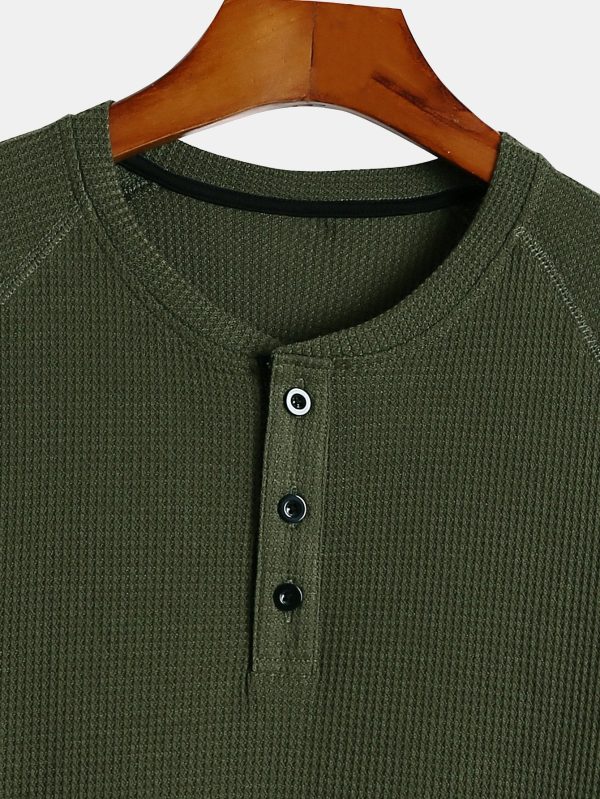 71ac590fd31b503173e1beb6009e3deddcaf59f1e2bd7276e688c4a40ab1b814.jpg Long Sleeve Arc Hem Waffle Henley Shirt