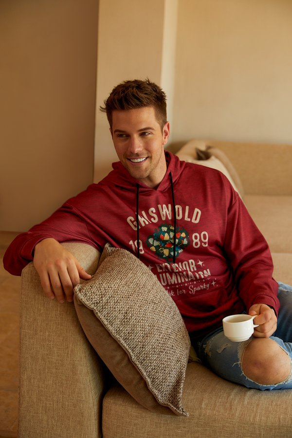8272f3af68e5ebd75e3e53bf361193e2a20b705498cbbab5cdad1a106b9b5758.jpg Christmas Text Letters Hoodie Sweatshirt