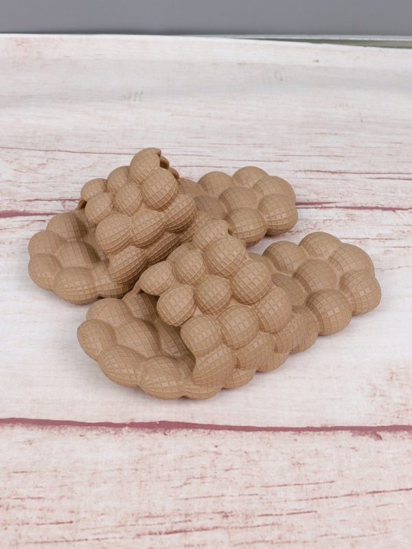 c183b0011163894e6ef1d7adba7676153f34d1f16dbf5a7265e7a9ae348a49f8.jpg Women Single Band Bubble Slides, Coop Open Toe Sandals