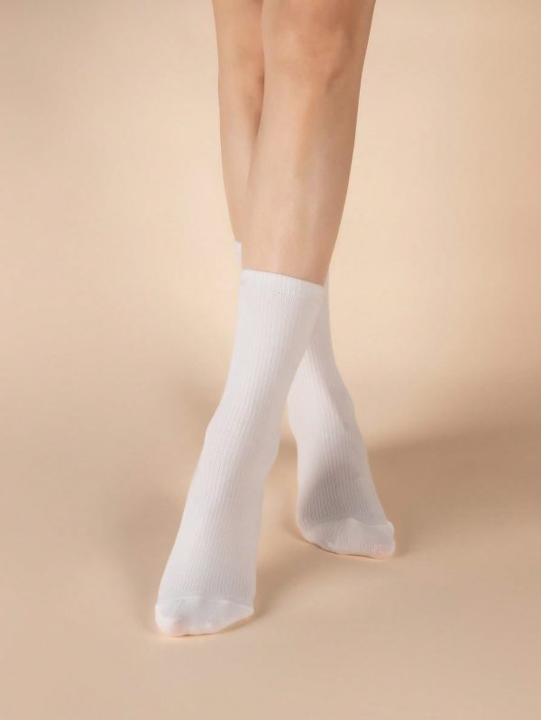 c545c3c209e57bd76d6e45ccffa7fea9e06e2b435d31d7977f6c94af883cfbca.jpg Solid Crew Socks