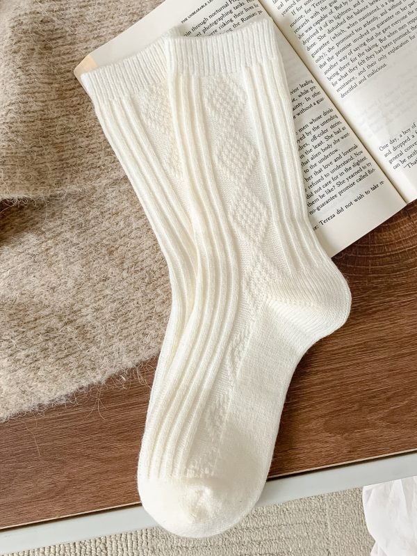 cd044fb8566cef5cb0cc723d0cf826fcc2d804154675d26193e0262453487b1f.jpg Wool-Mix Solid Crew Socks