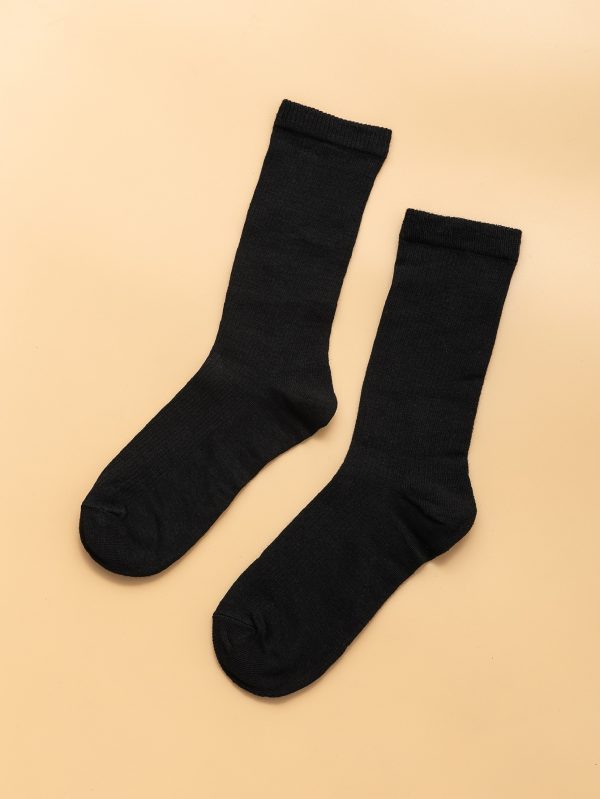 d2734727e941bf624130e3f0cf47cb49633ee7bcb8fb75469956136aad61e2e8.jpg Solid Crew Socks